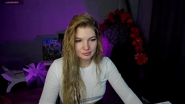 Snapshot of lily_williamss chatting on 10-07-25, 01:14 lily williamss online show from 10-07-25, 01:14