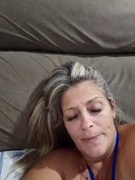 Snapshot of marcialoira chatting on 02-27-25, 12:13 marcialoira online show from 02-27-25, 12:13