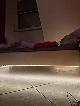 Bennyben8604 online show from 12-06-24, 09:57