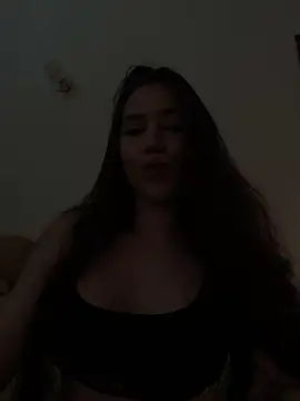 Amelia Rouse online show from 12-20-25, 05:53