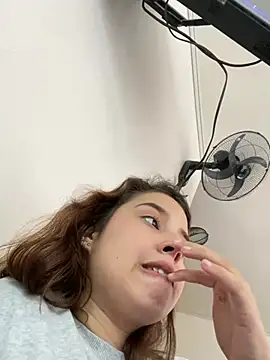 Lia sex69 online show from 02-22-25, 12:40