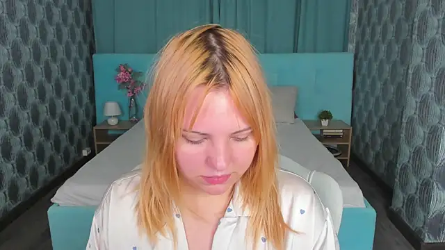 Stacy Luv online show from 09-27-25, 12:04