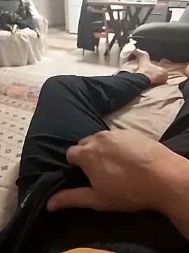 Snapshot of xozox chatting on 01-22-25, 12:06 xozox online show from 01-22-25, 12:06