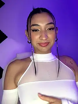 Snapshot of _Aura- chatting on 09-19-25, 11:49 Aura- online show from 09-19-25, 11:49