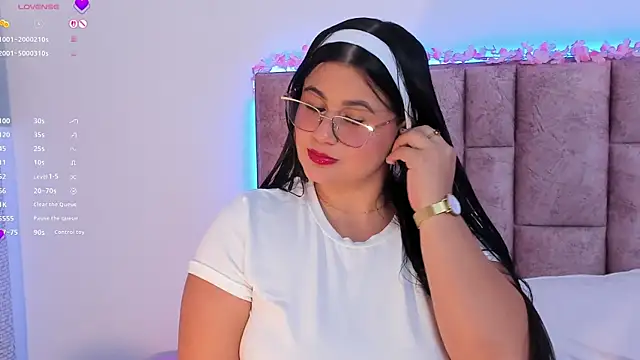 miahkumar online show from 04-10-26, 07:18