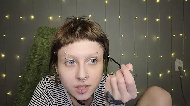 Snapshot of kortny_yo chatting on 01-18-25, 08:40 kortny yo online show from 01-18-25, 08:40