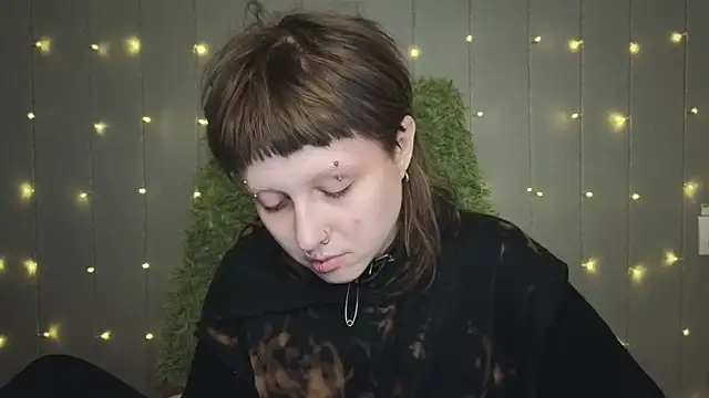 Snapshot of kortny_yo chatting on 02-12-25, 08:40 kortny yo online show from 02-12-25, 08:40