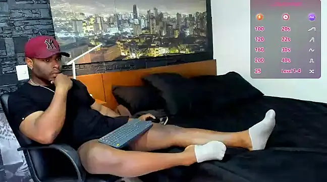 thomas santtos1 online show from 01-24-25, 01:14