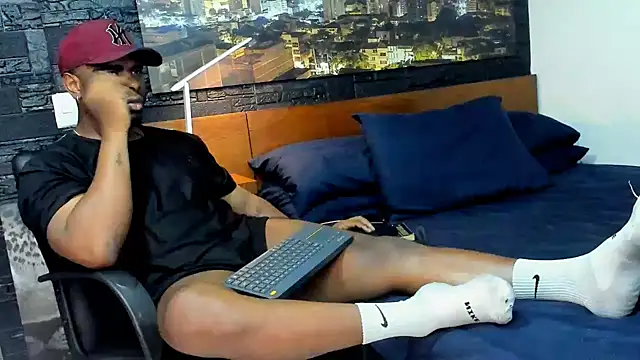 thomas santtos1 online show from 03-13-25, 12:59
