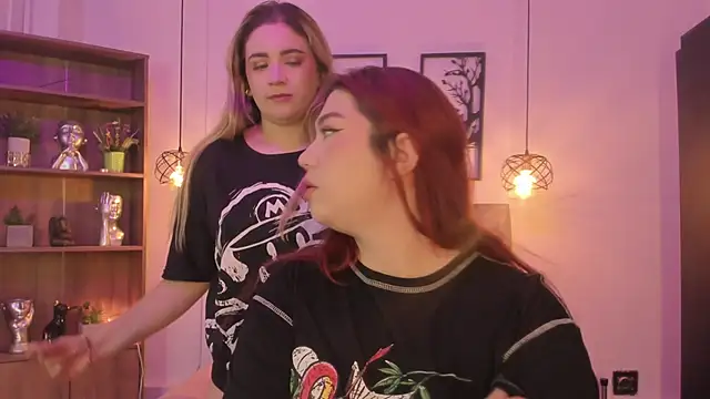 Andy and emma online show from 12-24-24, 12:44