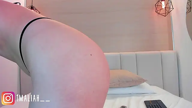 Dasha-b online show from 10-27-25, 08:02