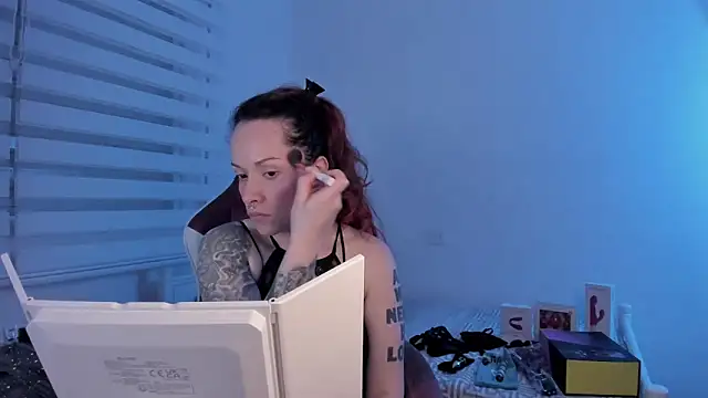 Domina Deivis online show from 02-19-25, 06:11