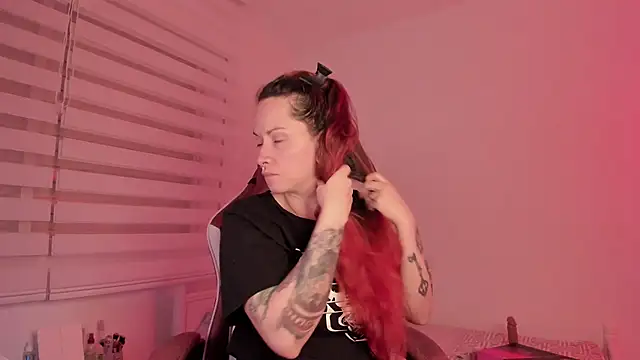 Domina Deivis online show from 02-22-25, 05:12