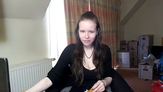 Snapshot of Princess-Lilly chatting on 02-03-25, 01:40 Princess-Lilly online show from 02-03-25, 01:40