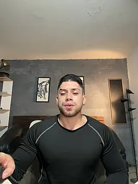 Snapshot of Mike_montoya1 chatting on 08-08-26, 08:05 Mike montoya1 online show from 08-08-26, 08:05