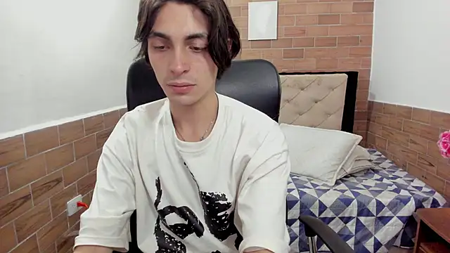 MIKE HUNTER7 online show from 12-21-24, 03:47