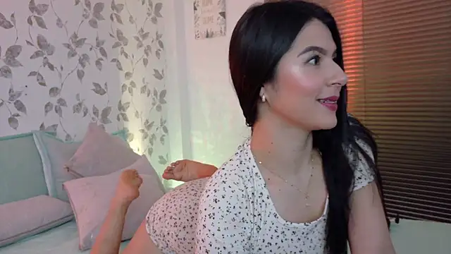 Snapshot of Nathaly-Lopez chatting on 06-12-26, 03:22 Nathaly-Lopez online show from 06-12-26, 03:22
