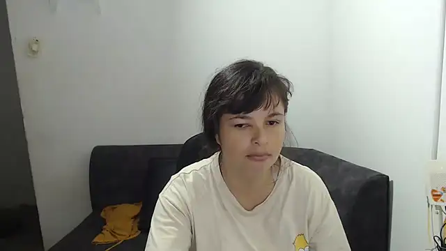 Snapshot of Aliciaheart chatting on 09-25-25, 03:43 Aliciaheart online show from 09-25-25, 03:43