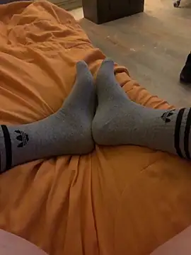 footsy35 online show from 04-05-26, 03:47