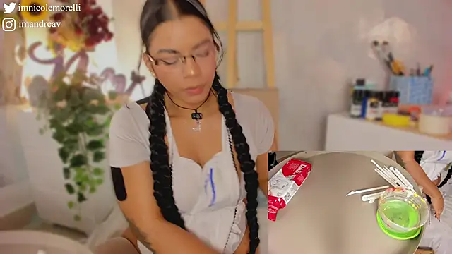 Nicolemorelli2 online show from 09-20-25, 01:56