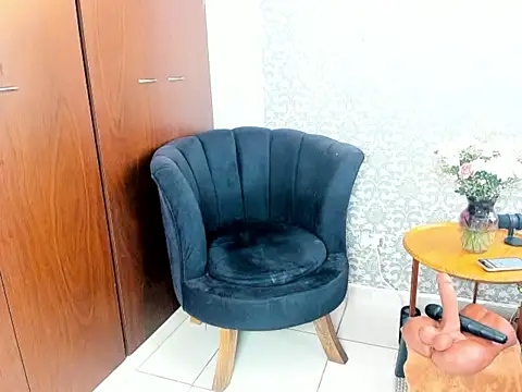 Snapshot of mabelsaravia chatting on 02-20-26, 07:14 mabelsaravia online show from 02-20-26, 07:14