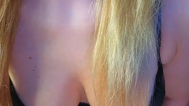 Lina-hill online show from 01-24-25, 12:41