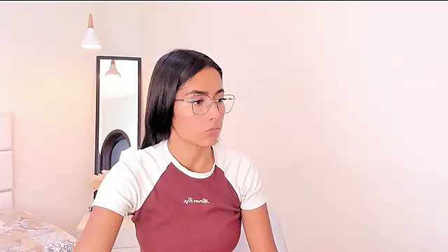 your khloe online show from 04-10-26, 05:28