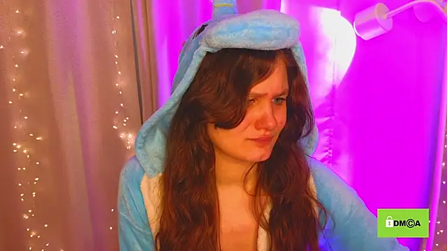 Snapshot of Charlotte_wow chatting on 02-03-25, 12:14 Charlotte wow online show from 02-03-25, 12:14