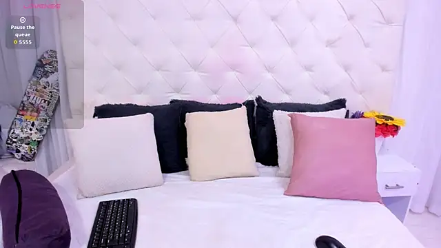 Snapshot of thaliia_gomez chatting on 10-01-25, 07:09 thaliia gomez online show from 10-01-25, 07:09