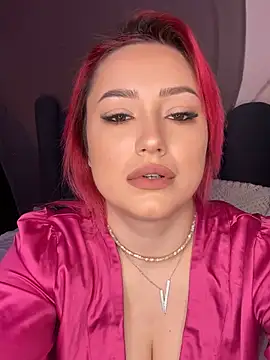 Snapshot of EmyHilton chatting on 03-20-25, 05:24 EmyHilton online show from 03-20-25, 05:24