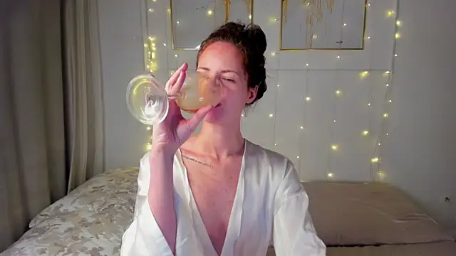 RubyAttwood online show from 12-02-25, 10:49