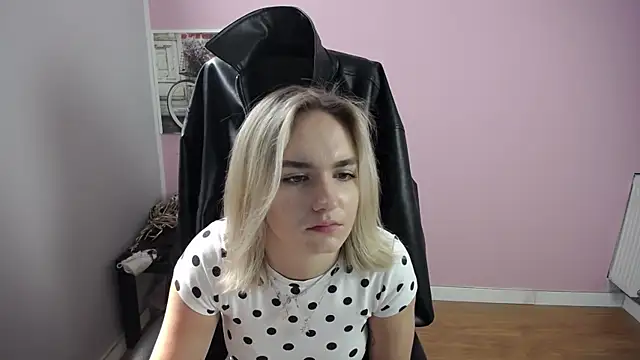 viktoria lovely online show from 06-17-26, 08:39