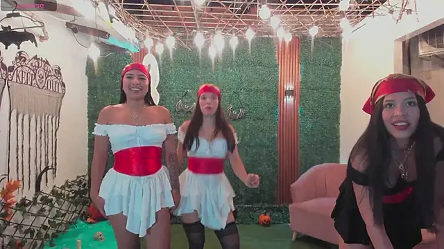 aidaadams online show from 10-31-25, 04:13