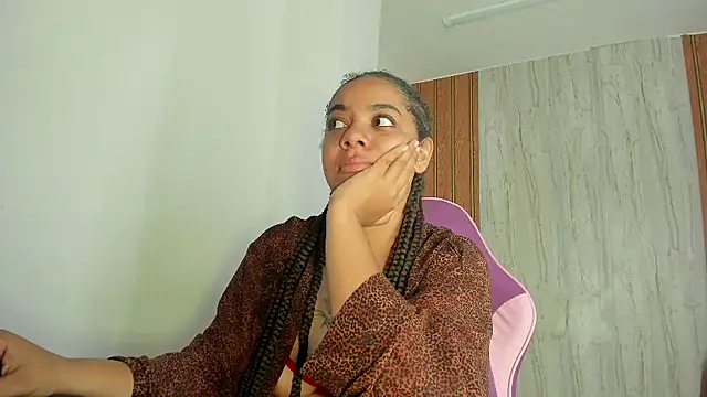 Alika01 online show from 10-10-25, 05:12