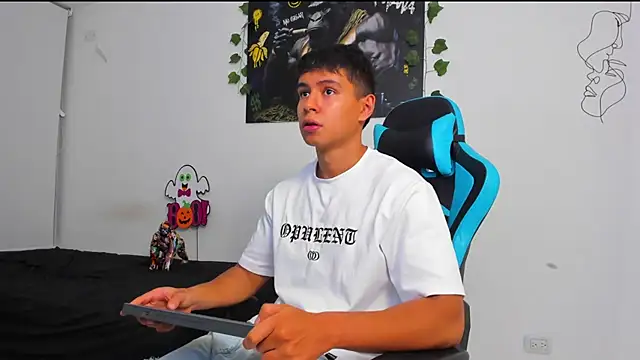 Bray Kevin online show from 02-14-25, 01:02