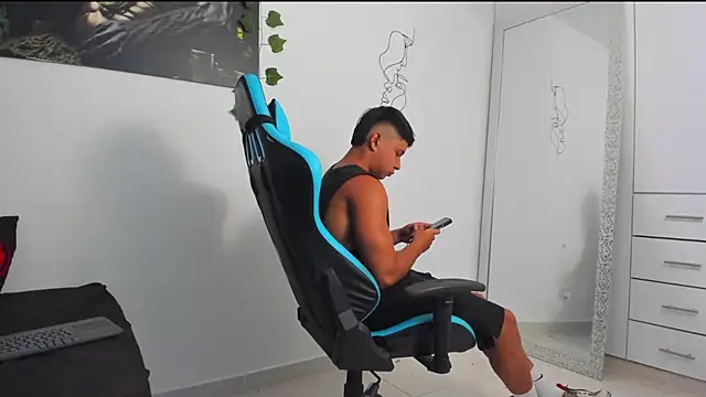 Bray Kevin online show from 02-18-25, 12:48