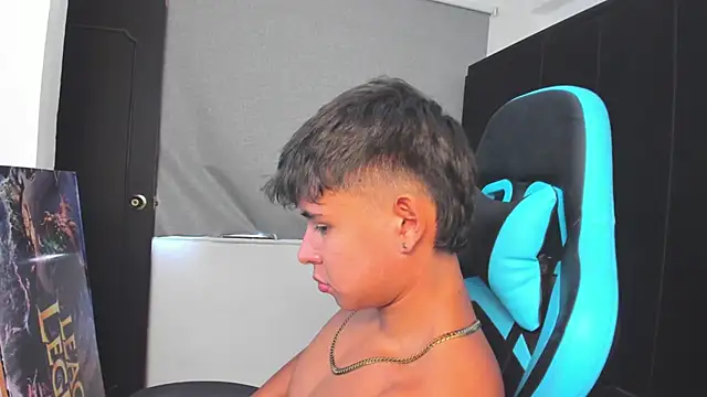 Bray Kevin online show from 11-18-25, 06:34