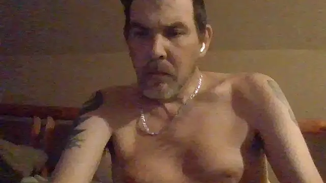 sdmsilver1983 online show from 10-05-25, 01:20