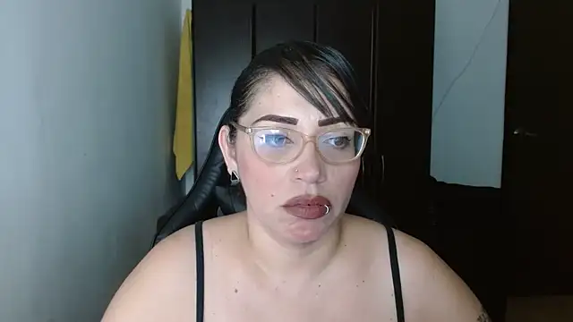 natashasmithe online show from 02-06-25, 09:17