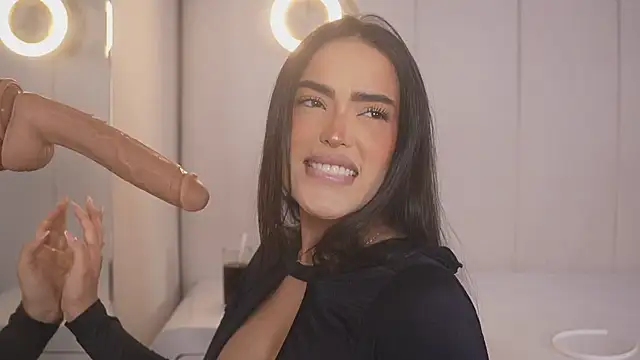 Snapshot of Abby-me chatting on 10-30-25, 12:50 Abby-me online show from 10-30-25, 12:50