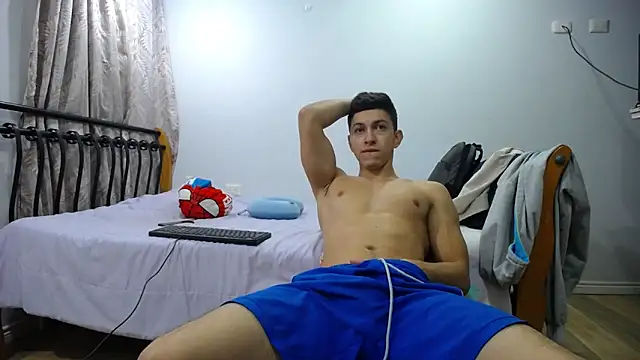 Snapshot of Iam_yourbabyprincess_XD chatting on 02-19-25, 06:00 Iam yourbabyprincess XD online show from 02-19-25, 06:00