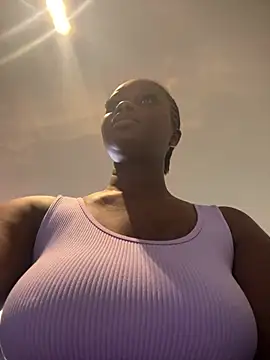 Snapshot of t-Booty_risky_ chatting on 01-20-25, 11:45 t-Booty risky  online show from 01-20-25, 11:45