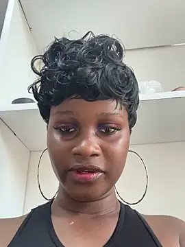 Snapshot of t-Booty_risky_ chatting on 09-10-25, 02:50 t-Booty risky  online show from 09-10-25, 02:50