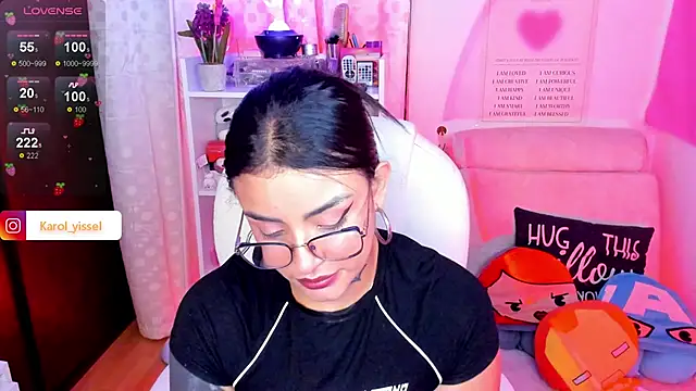 Snapshot of Hinataw33d01 chatting on 12-10-24, 03:41 Hinataw33d01 online show from 12-10-24, 03:41