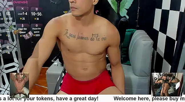 Snapshot of Brunocuttie94 chatting on 02-16-25, 01:36 Brunocuttie94 online show from 02-16-25, 01:36