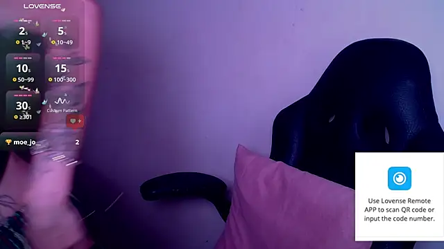 Snapshot of Erika_Stevens chatting on 11-18-25, 04:00 Erika Stevens online show from 11-18-25, 04:00