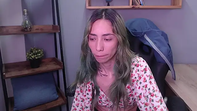 Snapshot of Erika_Stevens chatting on 11-20-25, 12:55 Erika Stevens online show from 11-20-25, 12:55