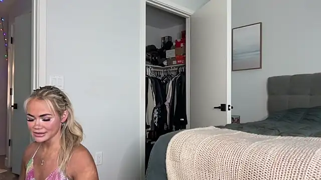 ElenaErickson online show from 06-29-26, 07:58
