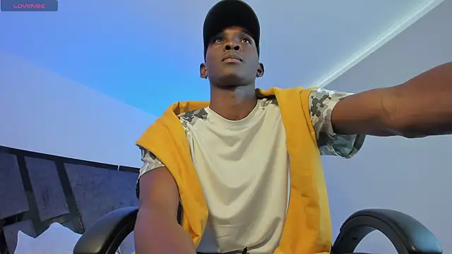 JacksonMuller  online show from 01-10-26, 02:08