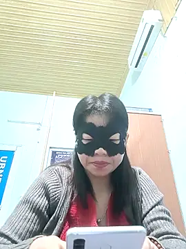 Anna Toy19 online show from 11-26-25, 02:56